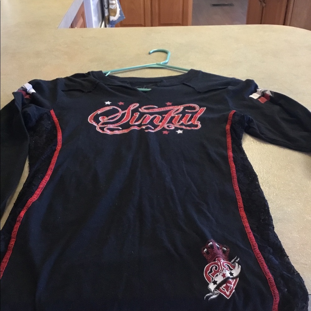 Sinful xl black long sleeve shirt